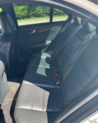 Mercedes-Benz Klasa C cena 183000 przebieg: 169000, rok produkcji 2010 z Lubin małe 232